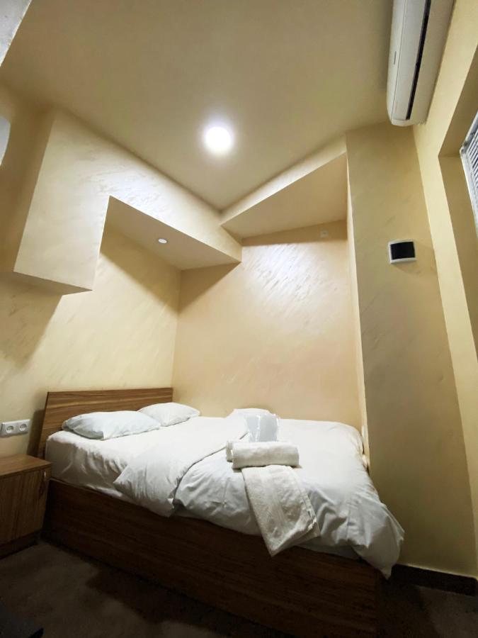 Domino Yerevan Hostel And Hotel Ngoại thất bức ảnh