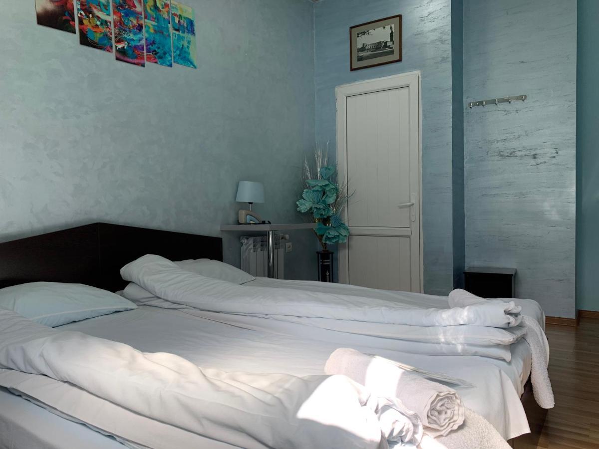 Domino Yerevan Hostel And Hotel Ngoại thất bức ảnh