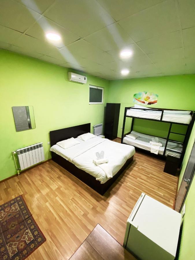 Domino Yerevan Hostel And Hotel Ngoại thất bức ảnh