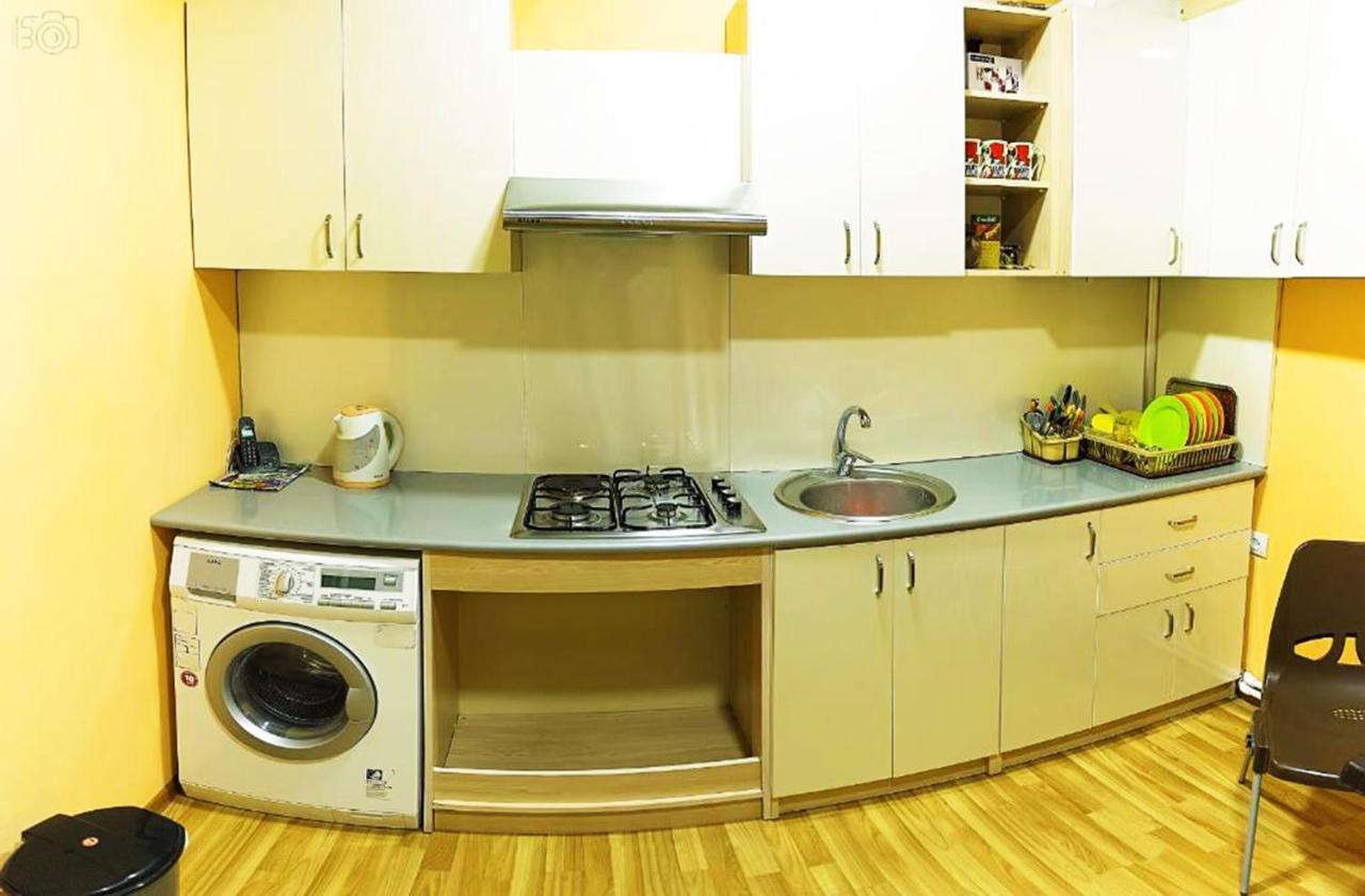 Domino Yerevan Hostel And Hotel Ngoại thất bức ảnh